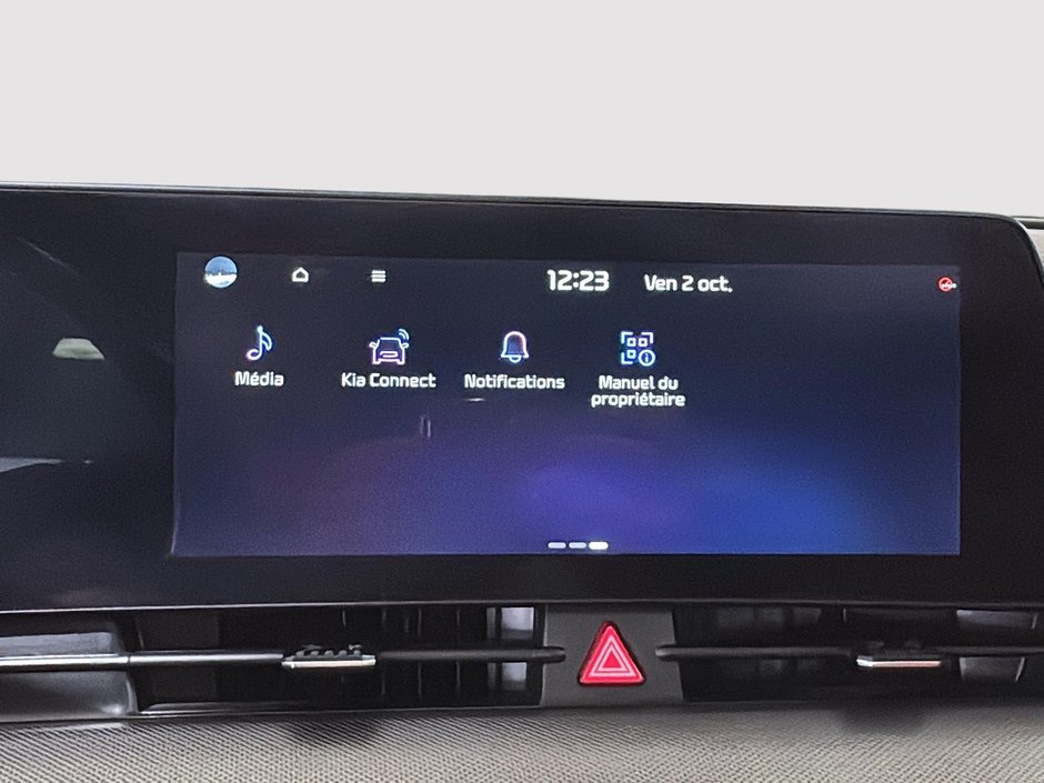 Kia Sportage Plug-In Hybrid SX TOIT PANO CUIR ROUGE GPS CARPLAY 2023-32