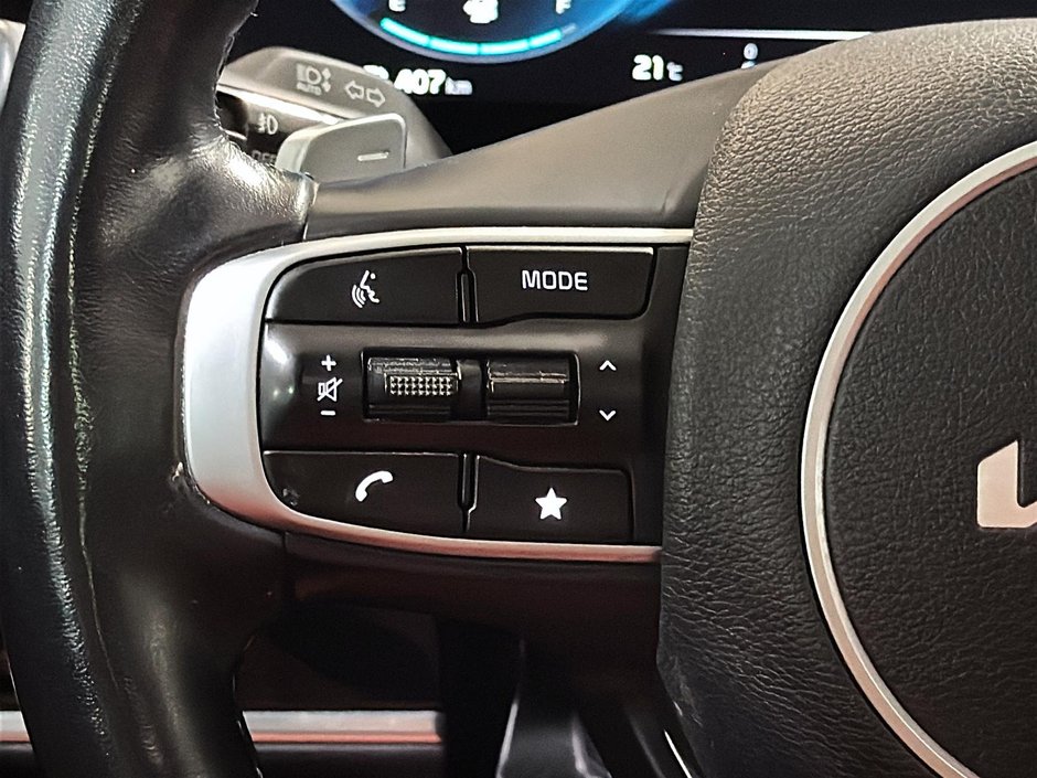 Kia Sportage Plug-In Hybrid SX TOIT PANO CUIR ROUGE GPS CARPLAY 2023-37