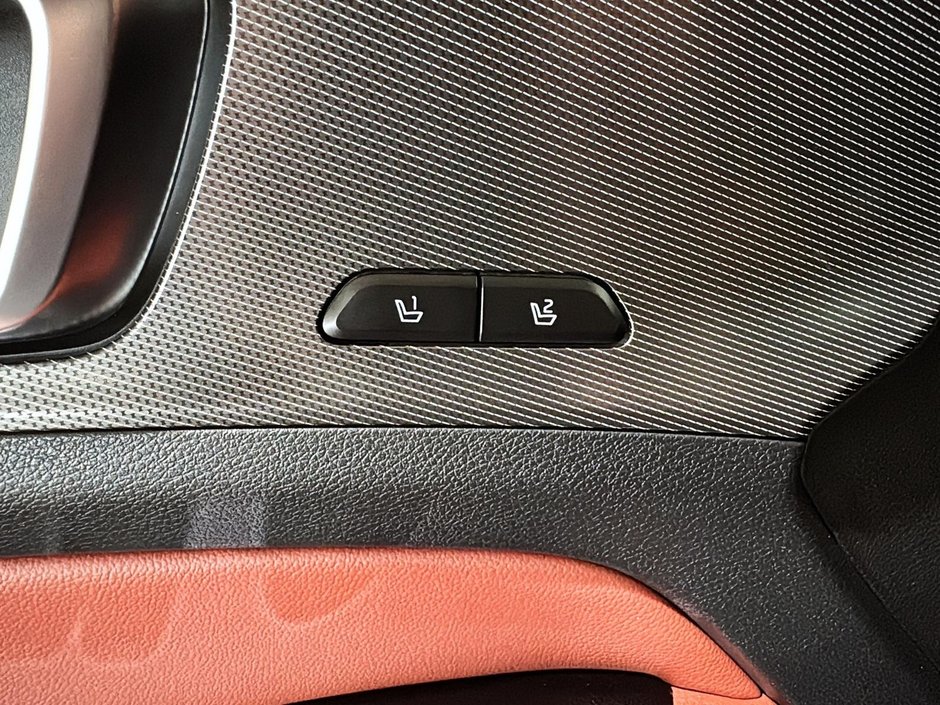 Kia Sportage Plug-In Hybrid SX TOIT PANO CUIR ROUGE GPS CARPLAY 2023-40