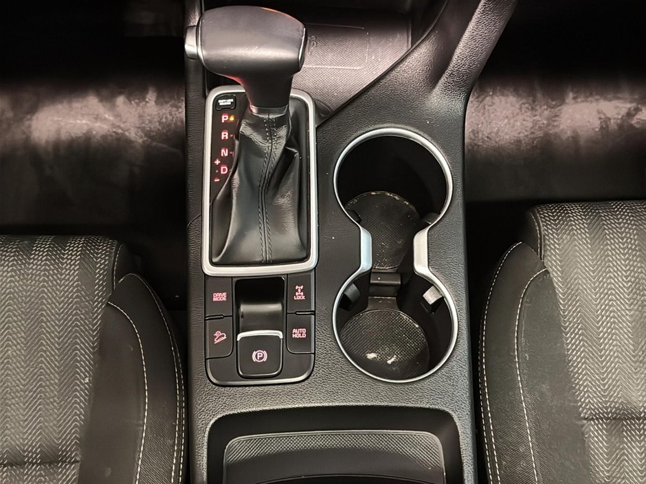 Kia Sportage EX AWD TOIT PANORAMIQUE CARPLAY SIEGES CHAUFFANTS 2021-23