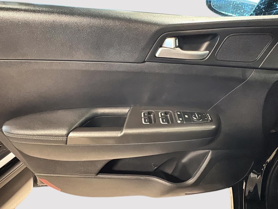Kia Sportage EX AWD TOIT PANORAMIQUE CARPLAY SIEGES CHAUFFANTS 2021-16