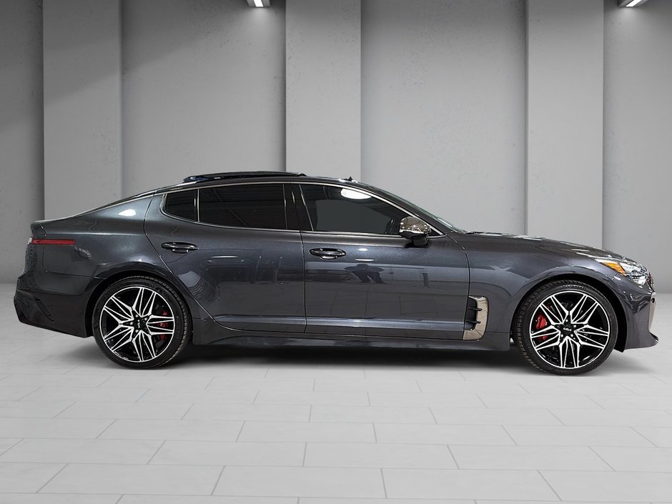 Kia Stinger GT ELITE SUEDE SIEGES CHAUFFANTS GPS CAM TOIT 2022-9