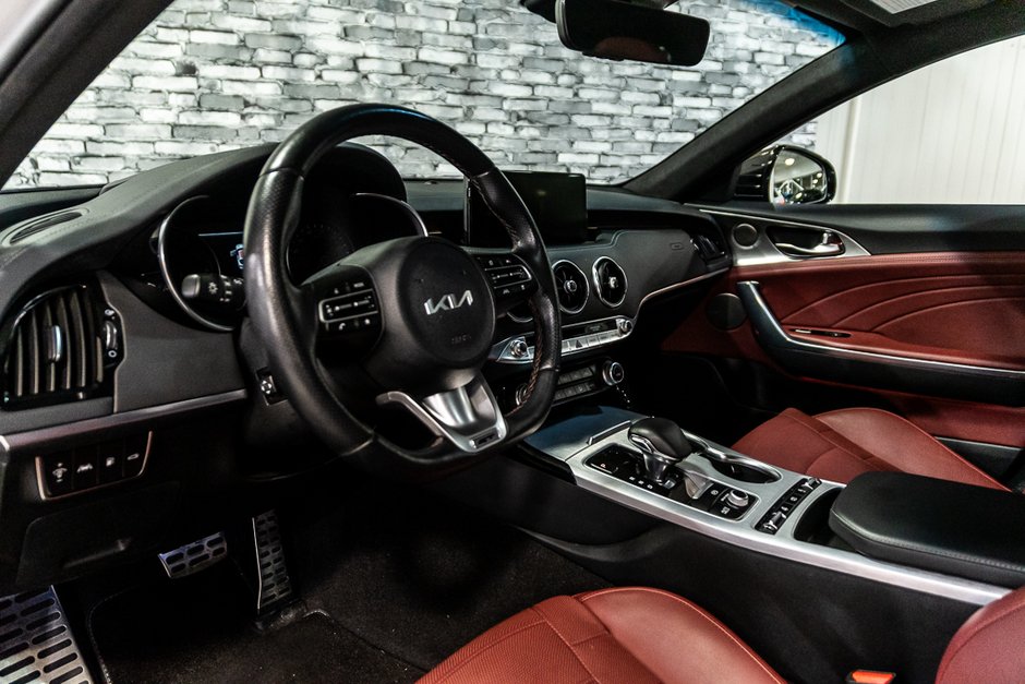 Kia Stinger GT LIMITED TOIT INT ROUGE NAVI CUIR HARMAN-KARDON 2023-23