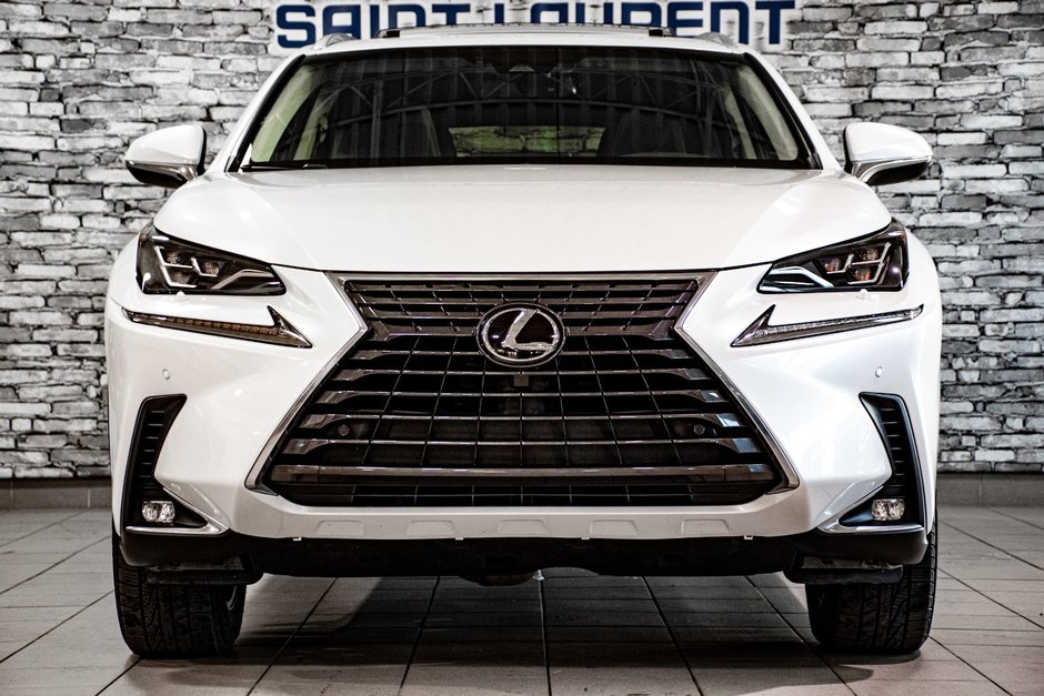 Lexus NX 300 AWD TOIT OUVRANT CUIR NAVIGATION MAGS 2018-1