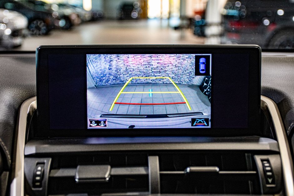 Lexus NX 300 AWD TOIT OUVRANT CUIR NAVIGATION MAGS 2018-24