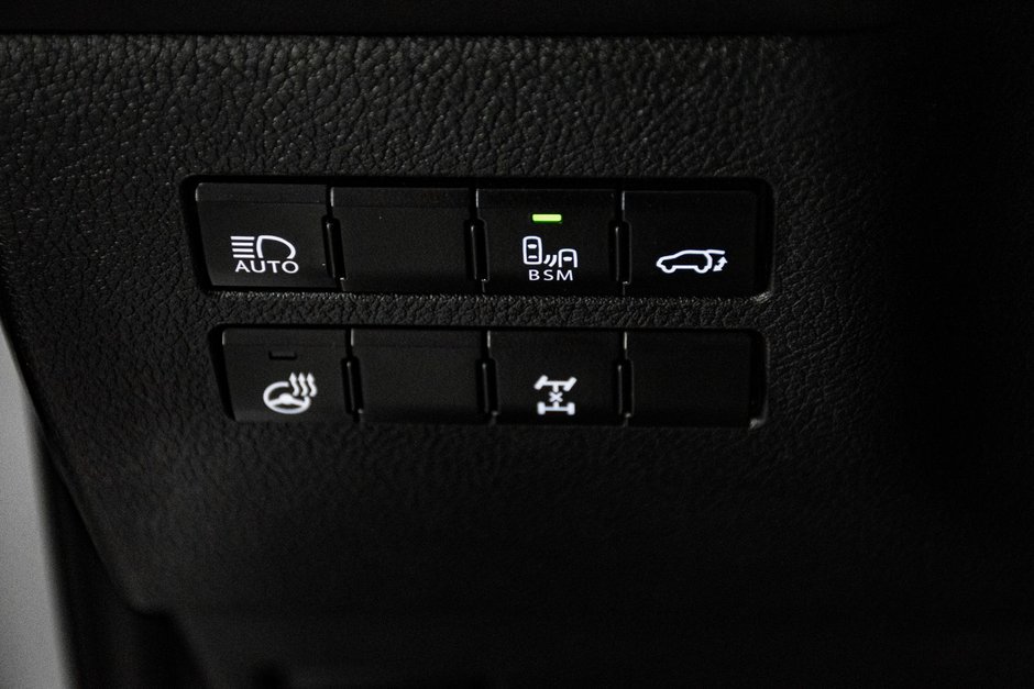 Lexus NX 300 AWD TOIT OUVRANT CUIR NAVIGATION MAGS 2018-36