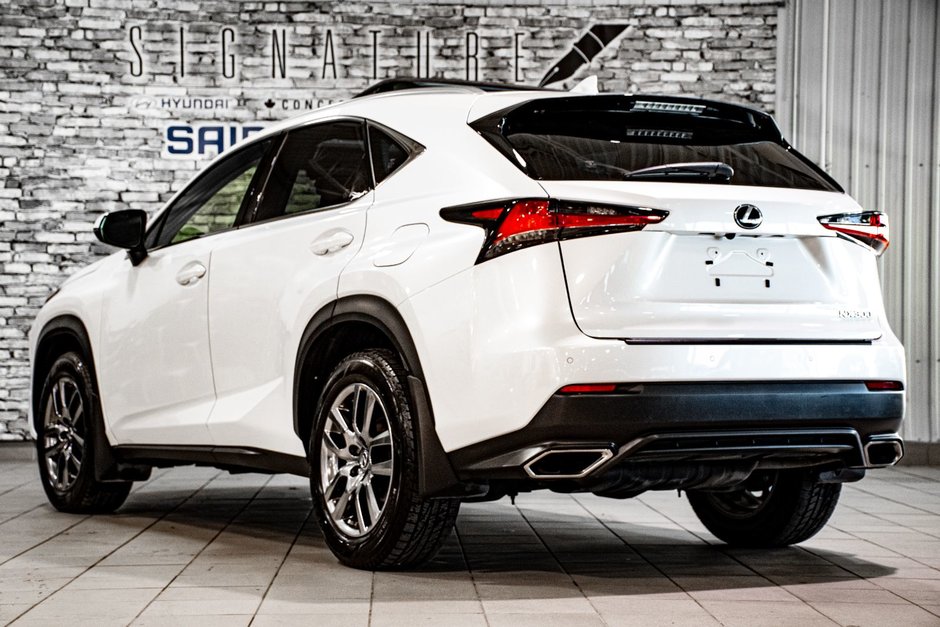 Lexus NX 300 AWD TOIT OUVRANT CUIR NAVIGATION MAGS 2018-16