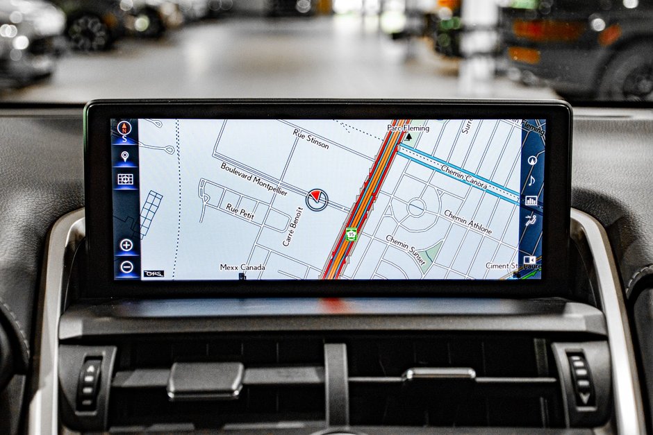 Lexus NX 300 AWD TOIT OUVRANT CUIR NAVIGATION MAGS 2018-25