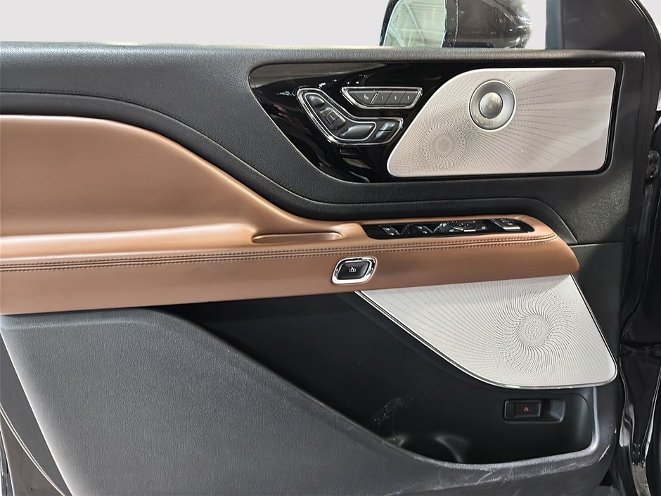Lincoln Aviator RESERVE AWD CUIR CAM360 NAV TOIT PANO 2023-11