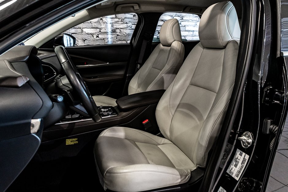 Mazda CX-30 GT TURBO AWD TOIT OUVRANT GPS CUIR CAMERA MAGS 2021-23