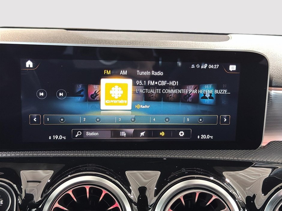 Mercedes-Benz A-Class A 220 4MATIC AMG TOIT PANO CARPLAY CUIR 2020-27