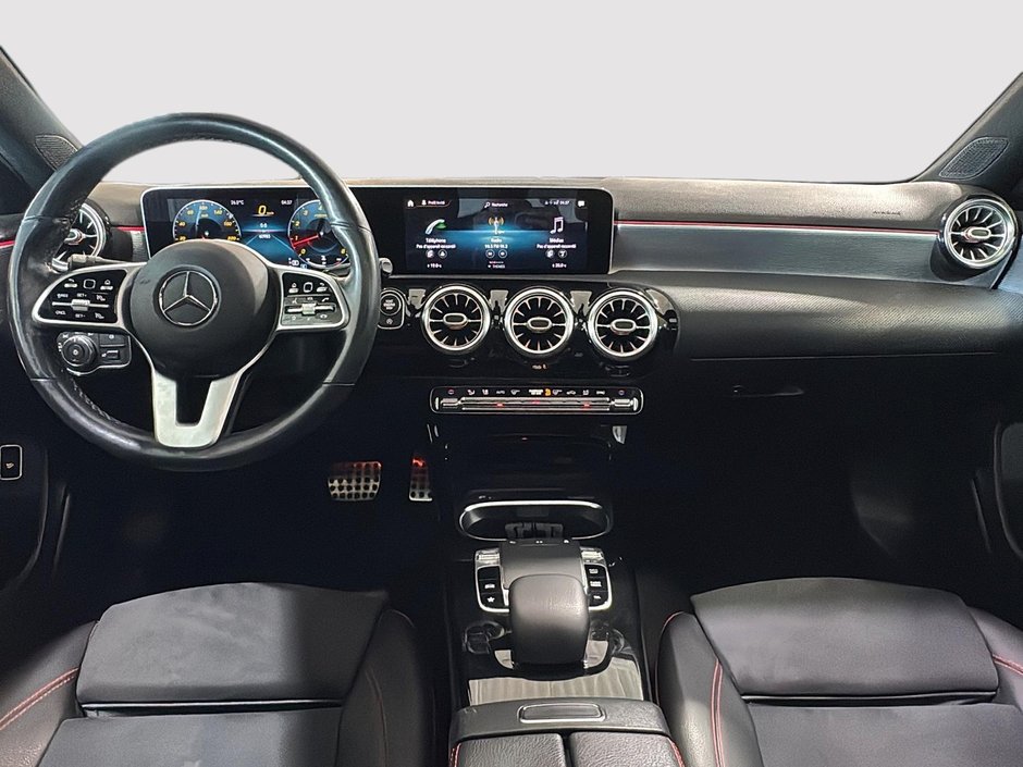 Mercedes-Benz A-Class A 220 4MATIC AMG TOIT PANO CARPLAY CUIR 2020-5