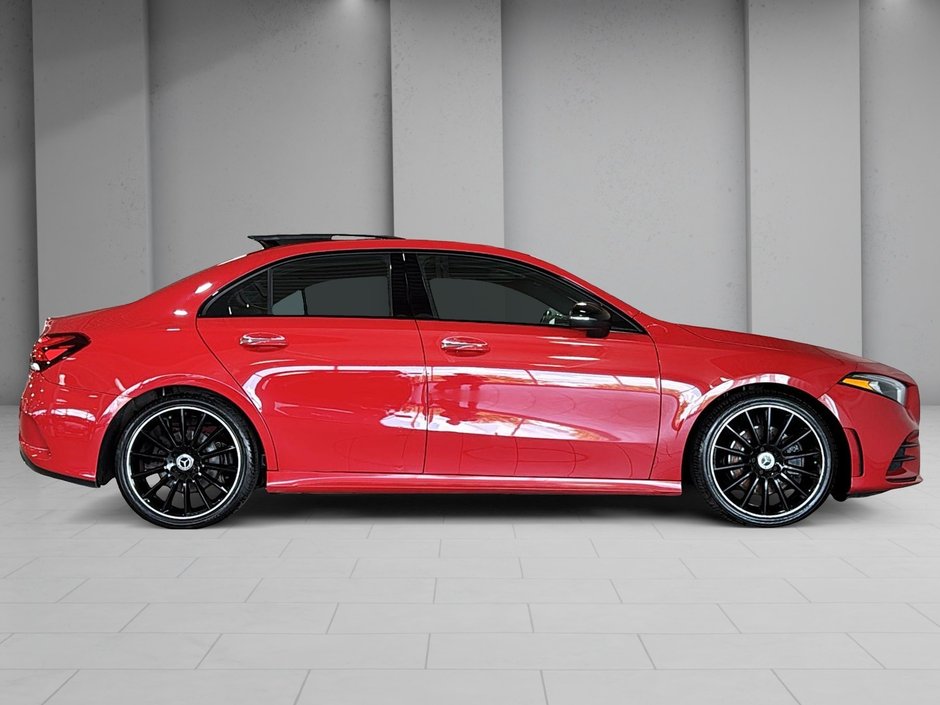 Mercedes-Benz A-Class A 220 4MATIC AMG TOIT PANO CARPLAY CUIR 2020-15