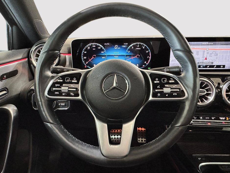Mercedes-Benz A-Class A 250 HATCHBACK AMG 4MATIC PREMIUM PACK 2020-32