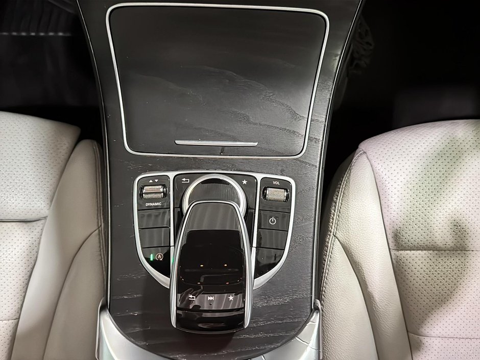 Mercedes-Benz C-Class C 300 AMG PACKAGE CUIR TOIT GPS SYSTEME SON 2018-26