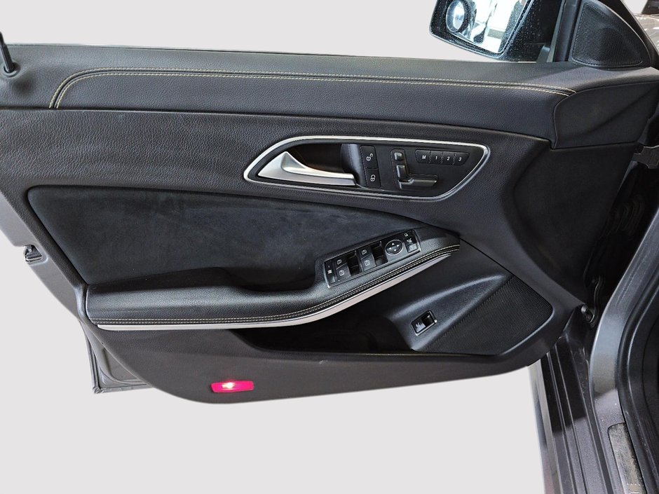 Mercedes-Benz CLA-Class CLA 250 CUIR TOIT GPS BLUETOOTH 2014-10