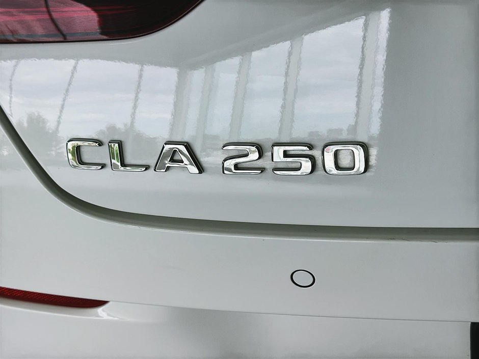 2026 Mercedes-Benz CLA 250 4MATIC PREMIUM PACK TOIT CUIR GPS CARPLAY-12