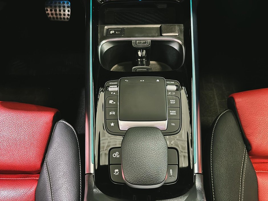 Mercedes-Benz GLA 35 AMG NIGHT TOIT CARPLAY GPS 2021-20