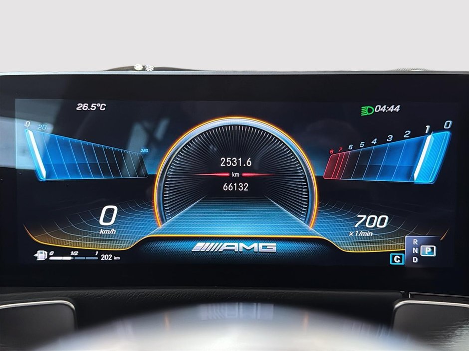 Mercedes-Benz GLB AMG GLB 35 AWD TOIT PANO CUIR SON BURMESTER 2021-35