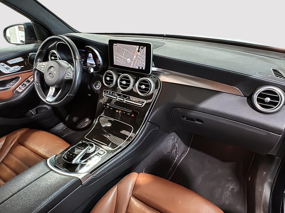 Mercedes-Benz GLC 300 4MATIC TOIT PANORAMIQUE CUIR GPS 1 PROPRIO 2017-16