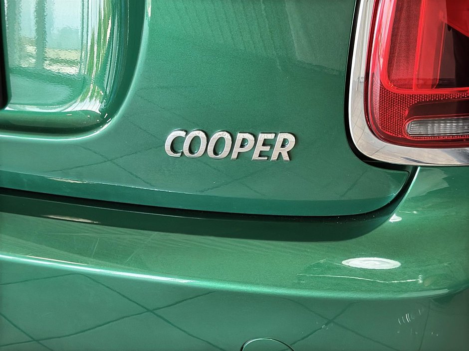 2019 MINI 3 Door COOPER 60 YEARS TOIT CUIR SIEGES CHAUFFANTS-11