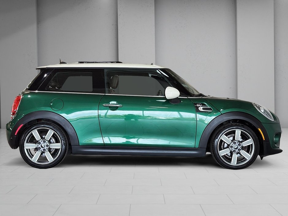 2019 MINI 3 Door COOPER 60 YEARS TOIT CUIR SIEGES CHAUFFANTS-15