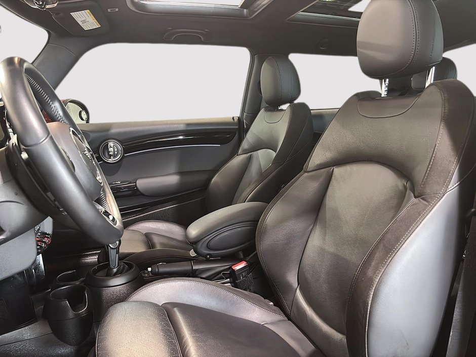 2022 MINI 3 Door John Cooper Works TOIT ROUGE GPS CUIR MAGS-8