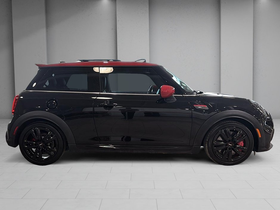 2022 MINI 3 Door John Cooper Works TOIT ROUGE GPS CUIR MAGS-23