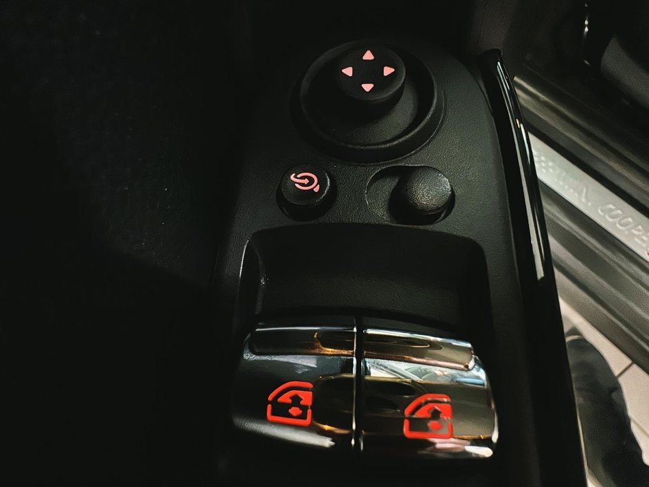 MINI 3 Door COOPER S TOIT GPS CUIR CARPLAY 2023-41