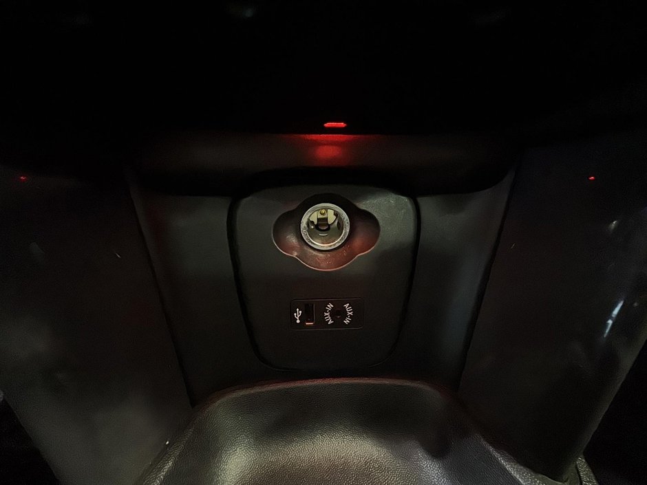 MINI Cooper Convertible COOPER CONVERTIBLE  SIEGES CUIR DEMAREUR 2017-34