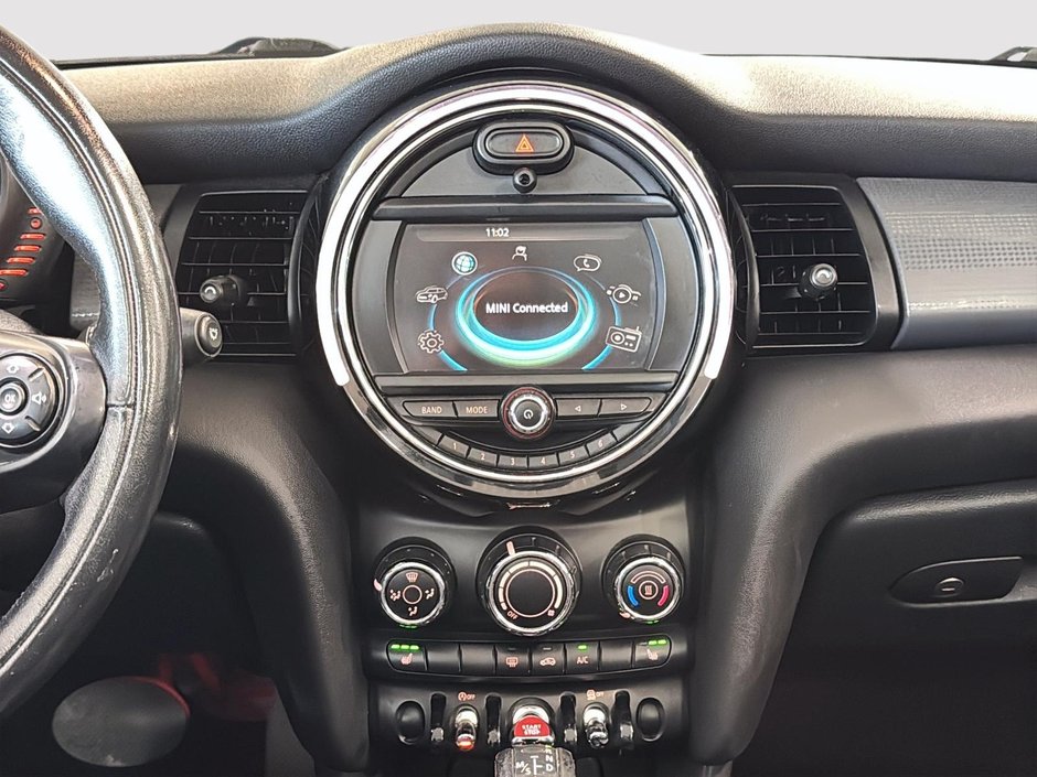 MINI Cooper Convertible COOPER CONVERTIBLE  SIEGES CUIR DEMAREUR 2017-22