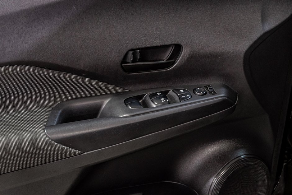 Nissan Kicks CAMERA DE RECUL AIR CLIMATISE BLUETOOTH 2019-14