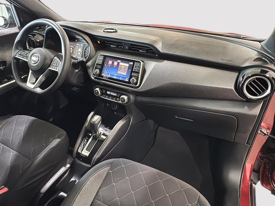Nissan Kicks SV CAM CARPLAY SIEGES CHAUFFANTS 2020-16