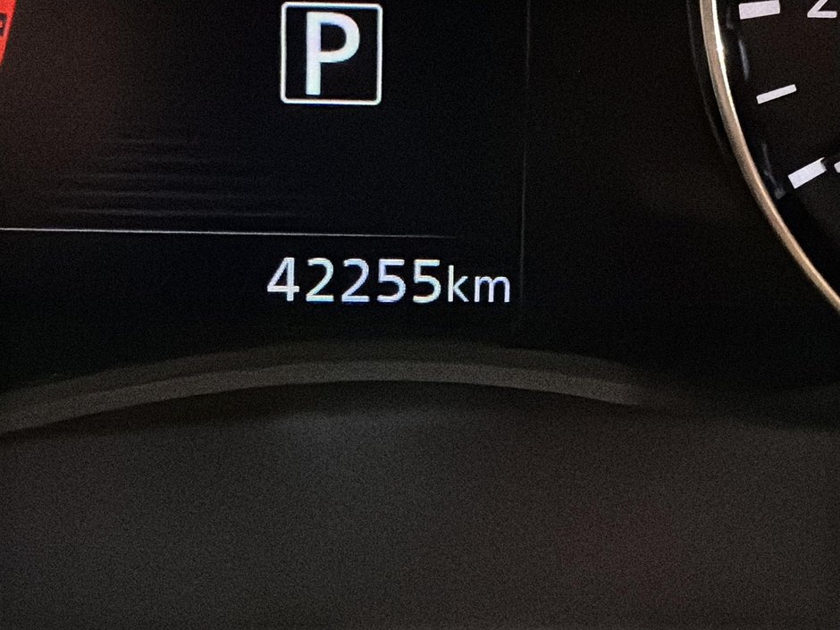 Nissan Kicks SV SIÈGES + VOLANT CHAUFFANT CAMERA CARPLAY MAGS 2023-24