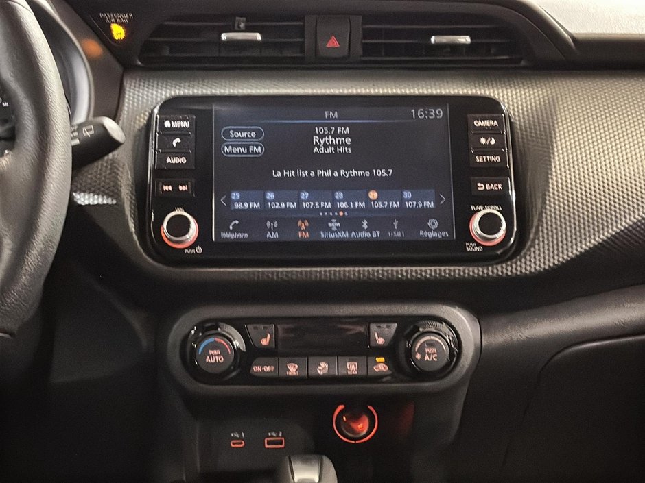 Nissan Kicks SV SIÈGES + VOLANT CHAUFFANT CAMERA CARPLAY MAGS 2023-17