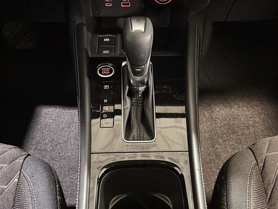 Nissan Kicks SV SIÈGES + VOLANT CHAUFFANT CAMERA CARPLAY MAGS 2023-18