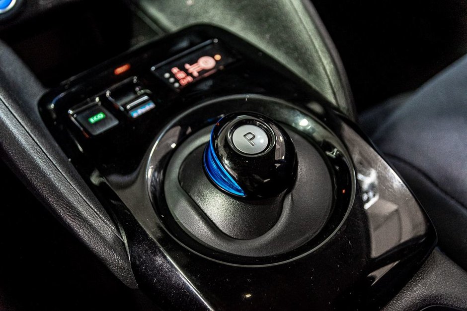Nissan LEAF SV ELECTRIQUE GPS CAMERA CRUISE ADAPTATIF 2019-32