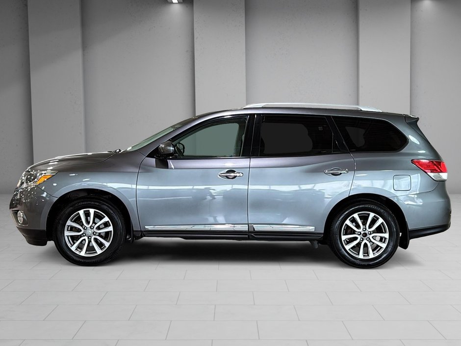 Nissan Pathfinder SL AWD 7 PLACES CUIR GPS TOIT PANO BLUETOOTH 2015-2