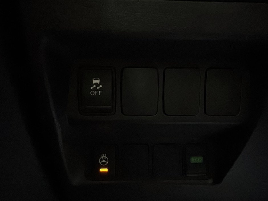 Nissan Qashqai SV CAM TOIT OUVRANT SIEGES CHAUFFANTS 2017-34