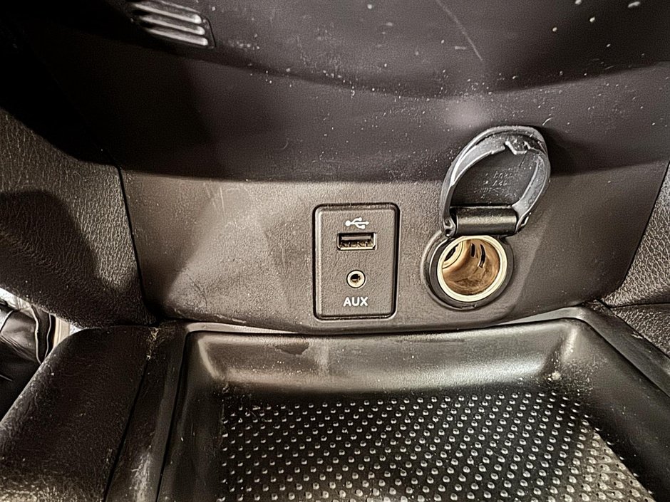 Nissan Rogue S CAMERA DE RECUL AIR CLIMATISÉ BLUETOOTH 2015-17