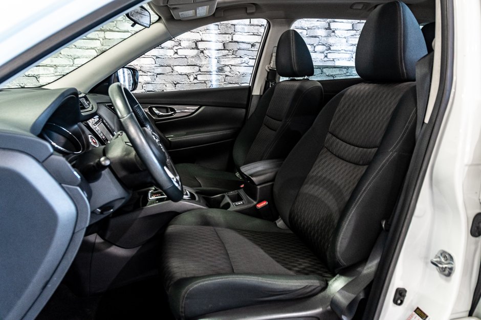 Nissan Rogue SV AWD DÉMARREUR DISTANCE TOIT OUVRANT CAMERA 2017-21