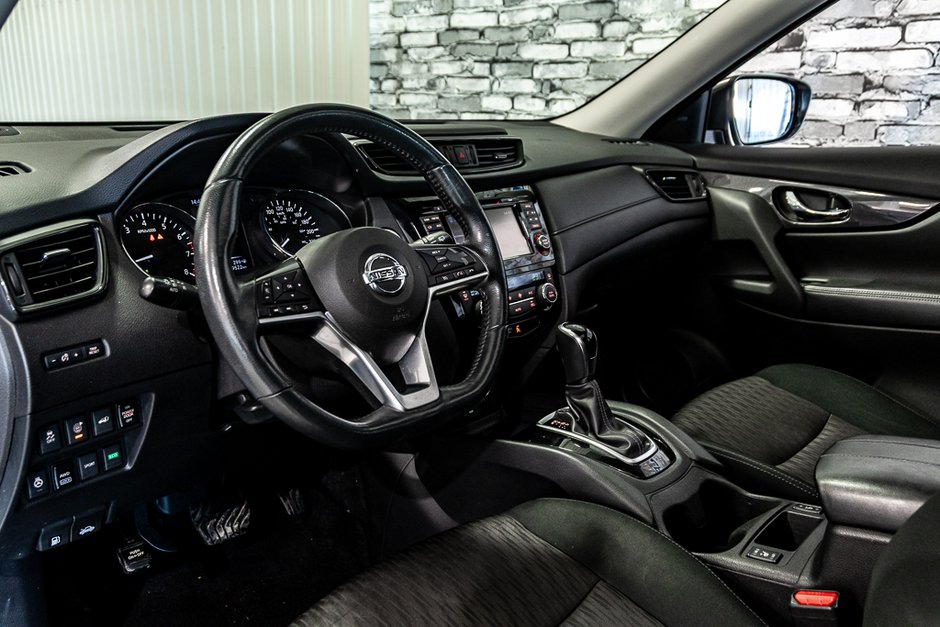 Nissan Rogue SV AWD DÉMARREUR DISTANCE TOIT OUVRANT CAMERA 2017-19