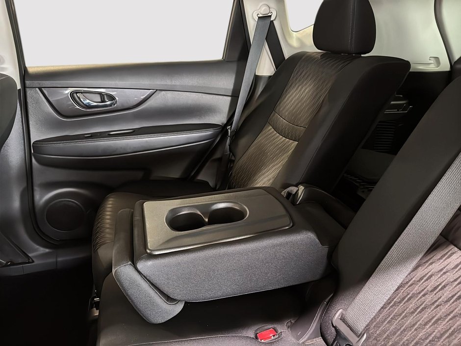 Nissan Rogue SV AWD CAMERA DE RECUL AIR CLIMATISÉ BLUETOOTH 2018-29