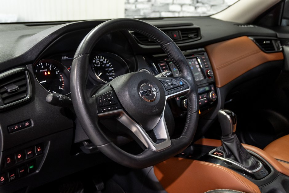 Nissan Rogue SL AWD BOSE CUIR TOIT PANORAMIQUE GPS 2019-18
