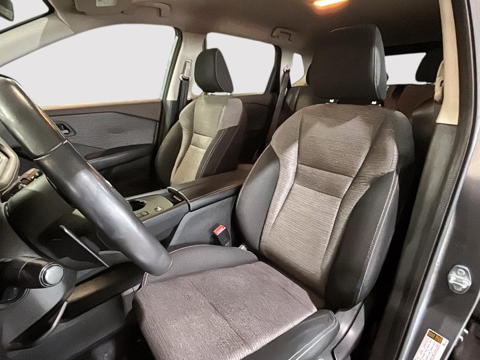 Nissan Rogue CARPLAY CAMERA ET VOLANT ET  SIEGES CHAUFFANTS 2021-13