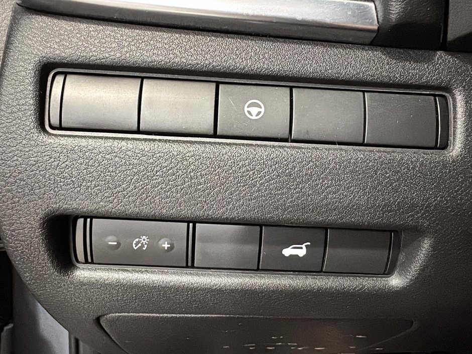 Nissan Rogue SV MIDNIGHT AWD TOIT CARPLAY CHAUFFANTS CAM360 2023-31