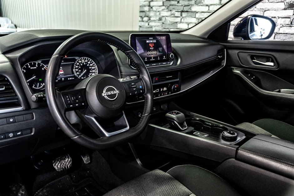 Nissan Rogue SV TOIT OUVRANT SIEGES CHAUFFANTS CARPLAY ANDROID 2024-15