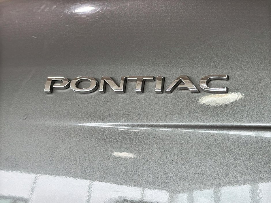 Pontiac Solstice TOIT AMOVIBLE TOILE CUIR CLIMATISATION MAGS 2007-15