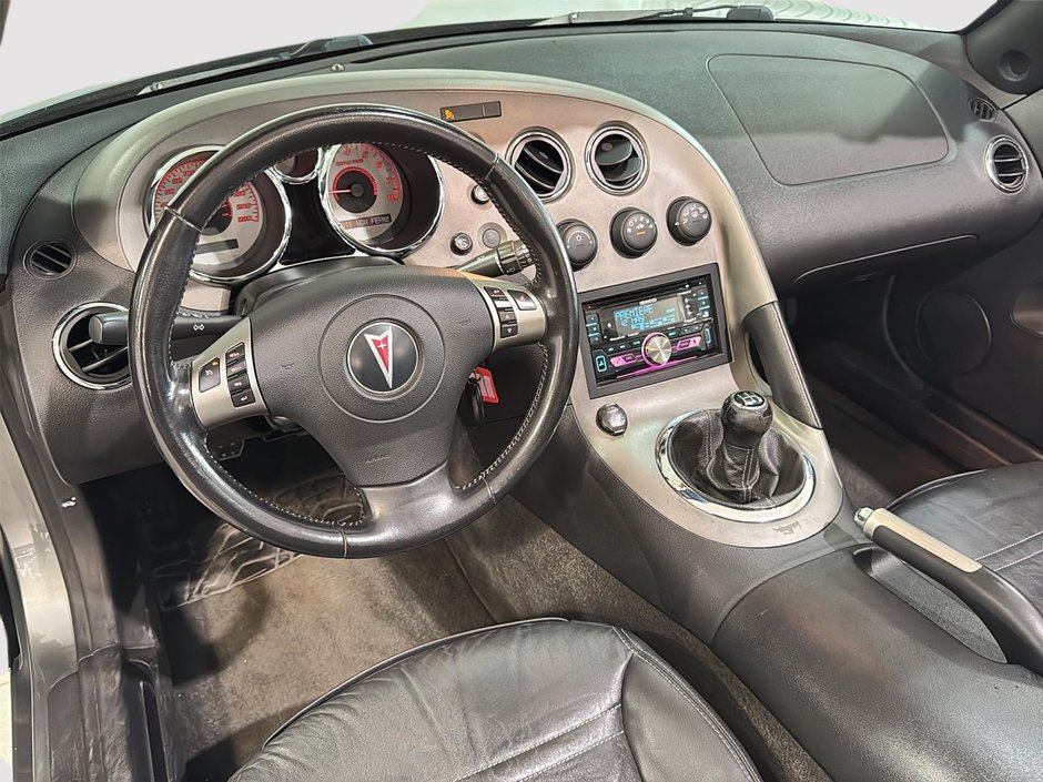 Pontiac Solstice TOIT AMOVIBLE TOILE CUIR CLIMATISATION MAGS 2007-2