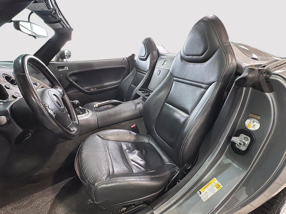 Pontiac Solstice TOIT AMOVIBLE TOILE CUIR CLIMATISATION MAGS 2007-21